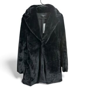 NWT Aakaa Black Faux Fur Coat